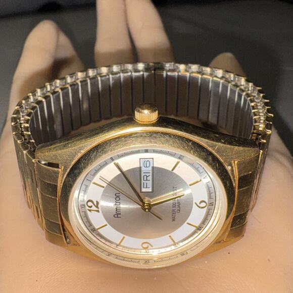 -WATCH MEN Armitron Gold Stainless Steel W/Day Date Quartz - Picture 5 of 13